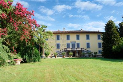 Villa di prestigio - Buone condizioni a Capannori