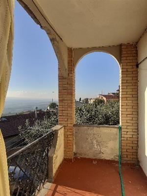Appartamento - Pentalocale a Montecchio