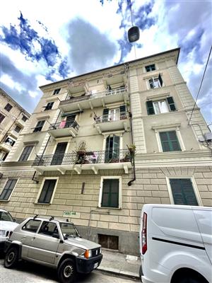 Appartamento - Pentalocale a CENTRO, La Spezia