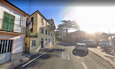 Appartamento - Plurilocale a Castiglione Chiavarese