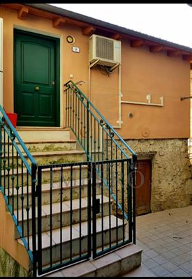 Semindipendente - Porzione di casa a Bevera, Ventimiglia