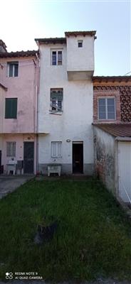 Semindipendente - Terratetto a Santissima Annunziata, Lucca