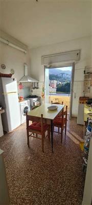 Appartamento - Quadrilocale a Sturla, Genova