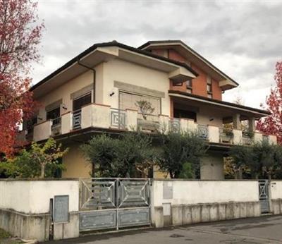 Appartamento - Pentalocale a Montecatini-Terme