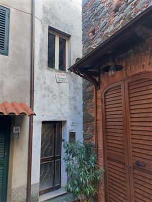 Colonica/casale in buono stato di 100 mq. a Ghivizzano Castello