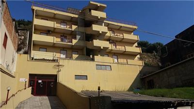 Appartamento residenziale buono/abitabile via Comunale Santo, 126