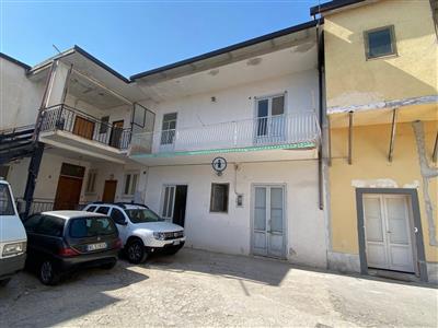 Stabile/Palazzo in Vendita a 46.000€