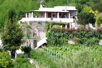 Villa in zona periferica panoramica a Lipari