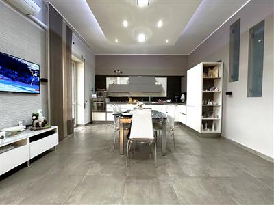 Casa indipendente in Vendita a 225.000€