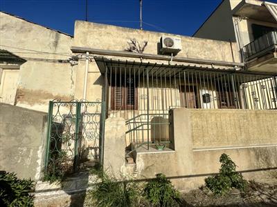 Casa indipendente in vendita a Reggio di Calabria S. Caterina
