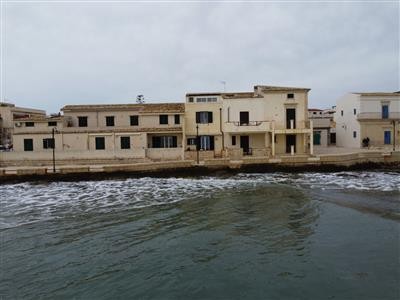 casa indipendente in vendita a Scicli in zona Sampieri