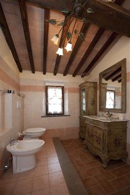 casa indipendente in vendita a Terricciola
