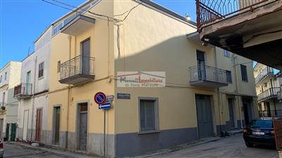 casa indipendente in vendita a Cassano delle Murge